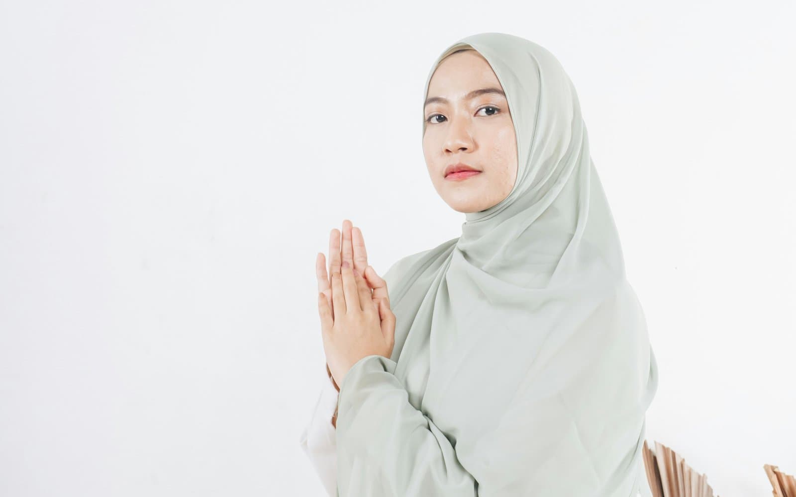 Haya Collection — Solids & soft textures for everyday dignity