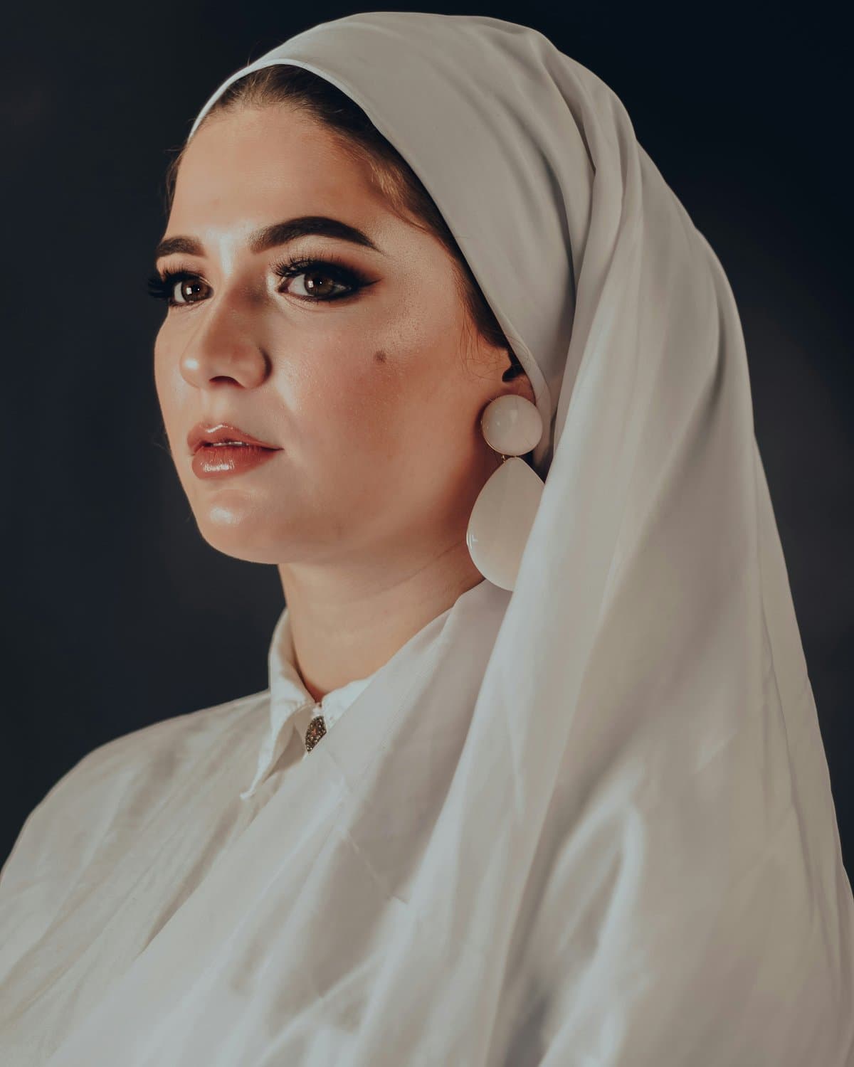 Soft ivory hijab with a calm everyday drape